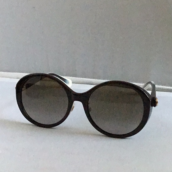 GUCCI SUNGLASSES FOR LADIES. - Picture 7 of 12
